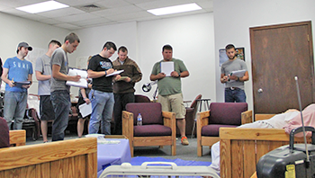 RSU students taking notes during a simulated crime scene.