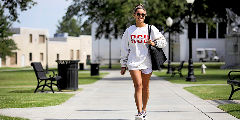 girl wearing rsu sweatshirt